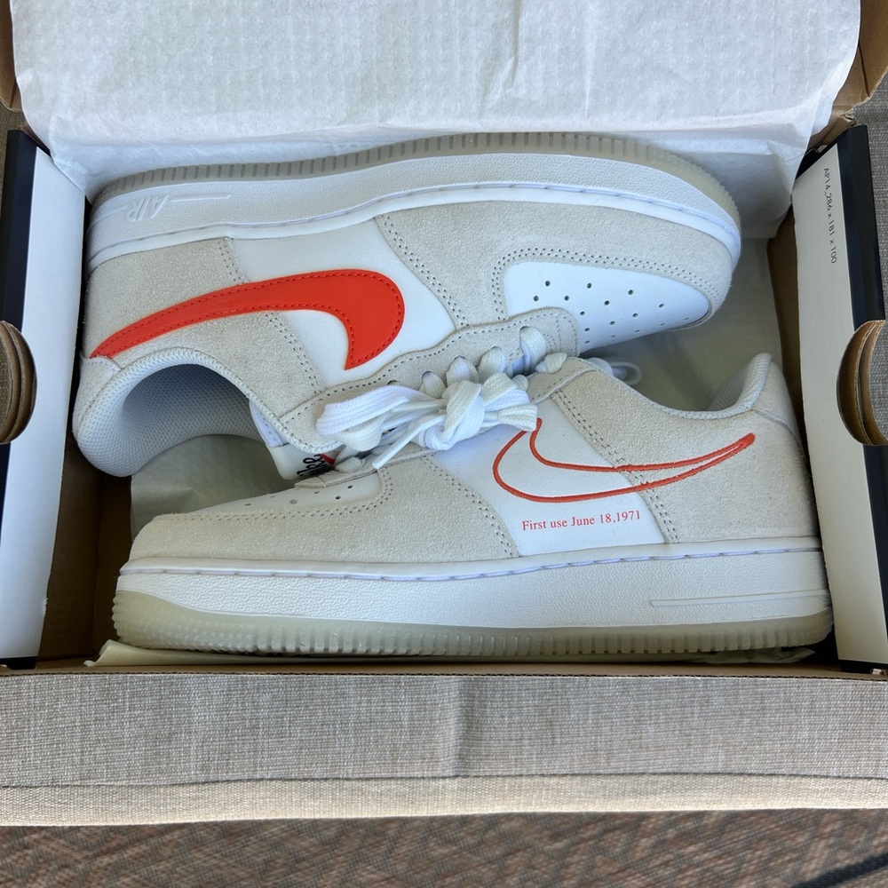 Nike Air Force 1 '07 SE White and Orange